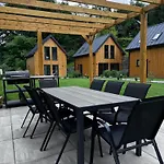 Chatki Miedzy Gorami Sosnowka (Jelenia Gora)